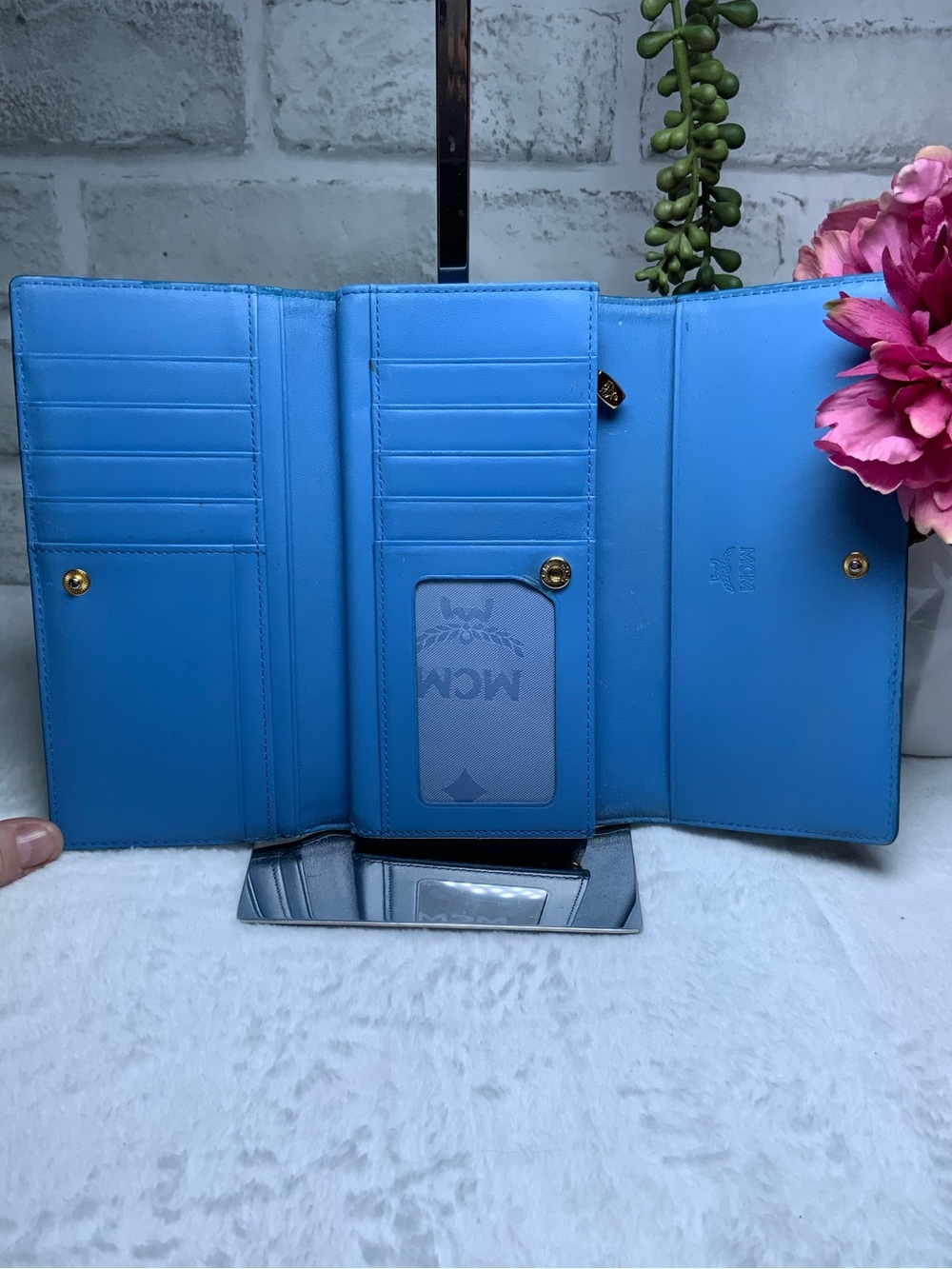 MCM Blue Leather Wallet with Gold Logo Plaque and Studs - Picture 3 of 6